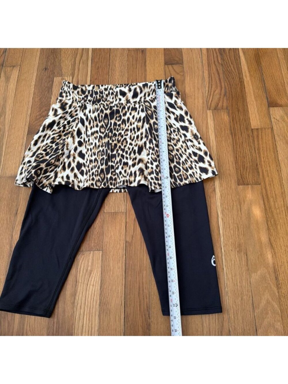 Dona Jo Women's Leopard Print Athletic Skort/Leggings Size M (Q07) - Picture 4 of 8